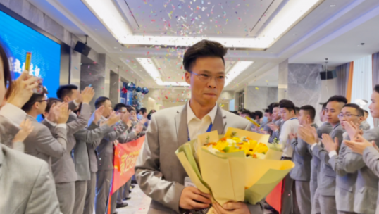祝福！庫斯家人李景偉手繪家鄉(xiāng)地圖尋親成功